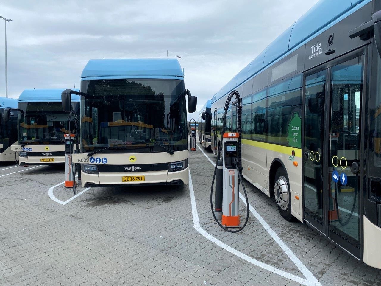 Aalborg electric bus depot with Kempower chargers
